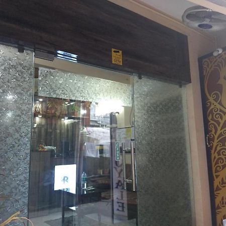 Hotel Royale Calcutta Extérieur photo